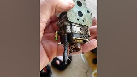 Replace Carburetor for a RedMax Weedeater
