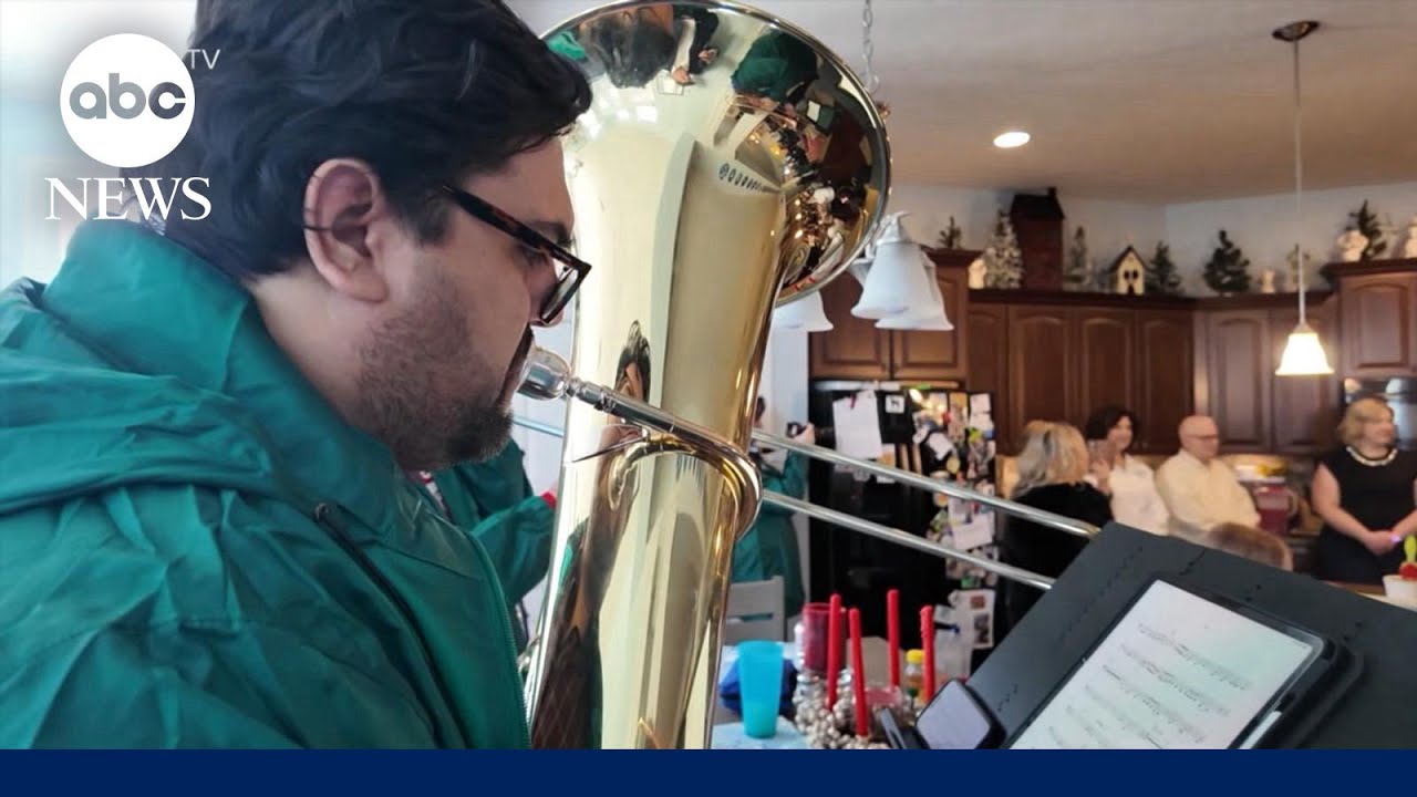 Indy Big Band Christmas Caroling musicians spread holiday cheer to those in need