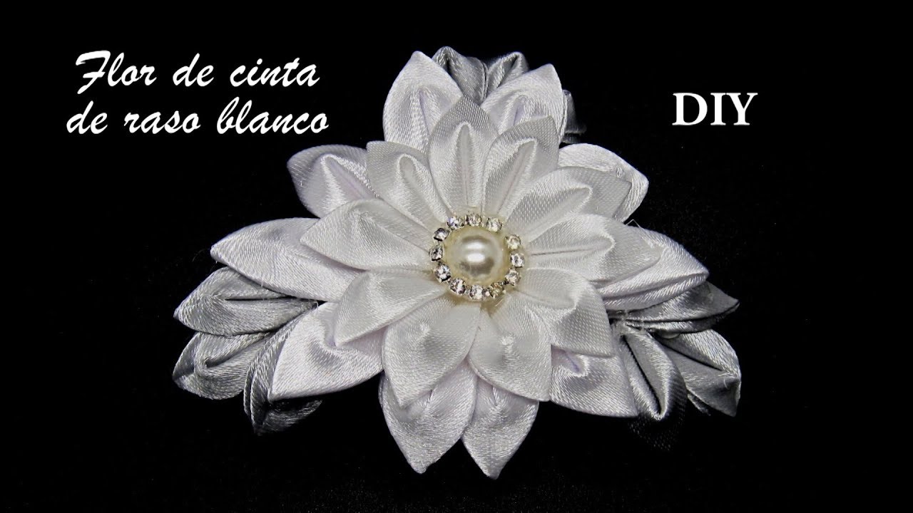 DIY Facil - flor blanca de raso-Facil - white satin flower- فاسيل - زهرة الساتان الأبيض