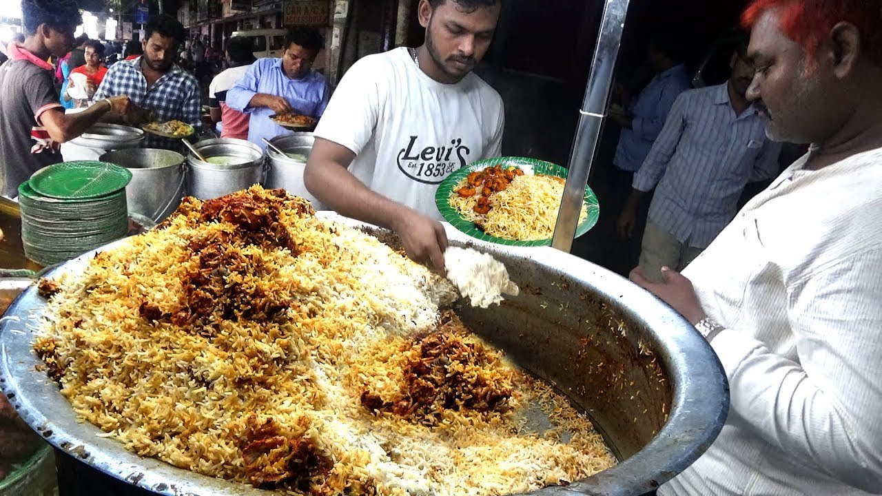 Delicious Chicken Biryani in Vijaywada | 200 Plate Sold within 2 Hour | #Shorts #food #shortsvideo | Street Food Catalog