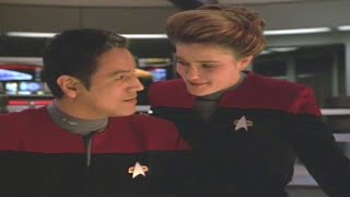 Janeway & Chakotay- Halo