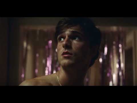 Maddy, Cassie, Nate and Kat all in the Hot Tub Together EUPHORIA S2 E4