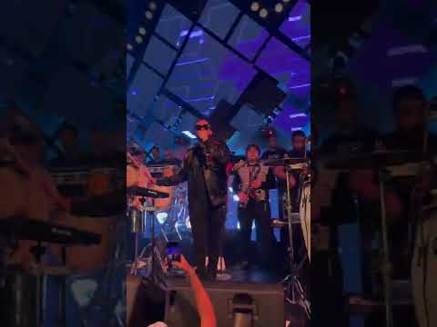 Don Miguelo Presentacion En The World Dr Live Clip I DUVM