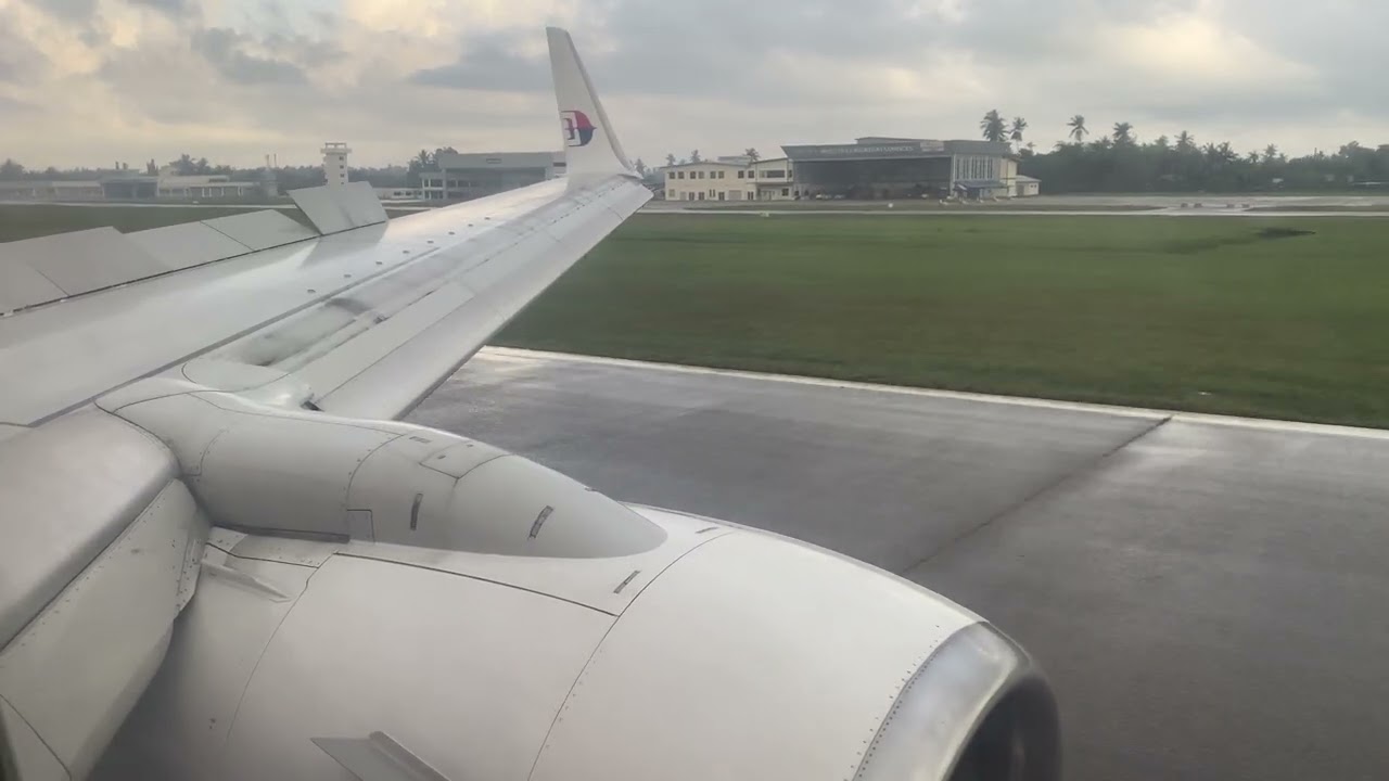 [14/12/2025] Malaysia Airlines - Boeing 737-8FZ (WL) Landing at Kota Bharu Airport