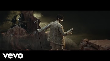 Oscar and the Wolf - Breathing (Official Video)