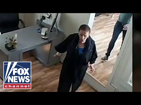Caught on video: Maskless Nancy Pelosi gets hair done
