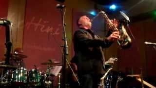 Greg Vail performs Europa Live at Spaghettini chords