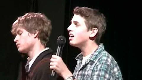 Jordan Rhea singing I'm Yours at LHS Talent Show 2...