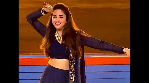 humko aajkal hai intezaar dance with Madhuri Dixit