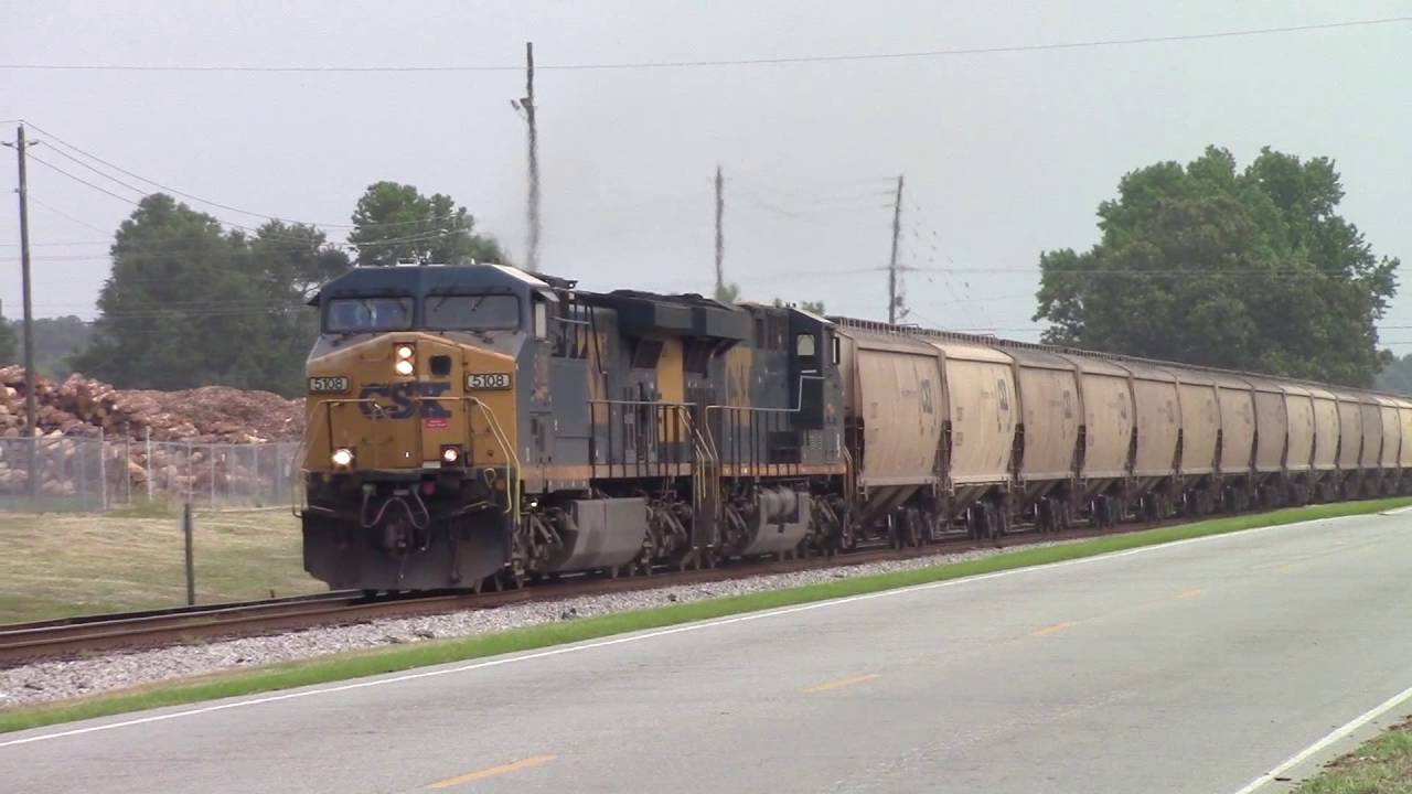 CSXT V962-12 AH44CW/ES44AH rushes his Train Northbound & rolling sounding good over the turn out