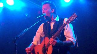 Video thumbnail of "Kenny Loggins REAL THING live  9/18/11   Coach House SJC"