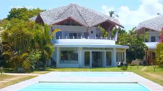 Fully furnished 3Br beach front Villa for sale in Malindi