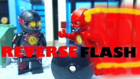 Lego Flash vs Reverse Flash