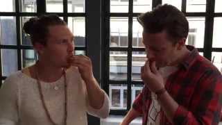 Jamie Oliver tries Durian