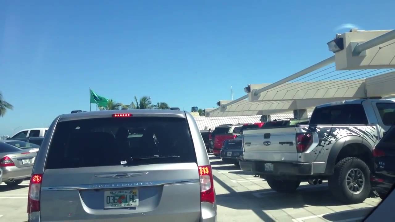 Таможня по айфонам iPhone из Америки - YouTube