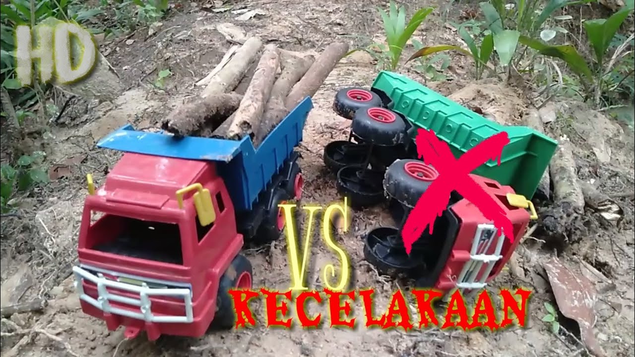 KECELAKAAN  TRUK  PEMBAWA KAYU  BESAR  YouTube