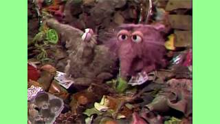 Fraggle Rock Wembley Visits The Trash Heap