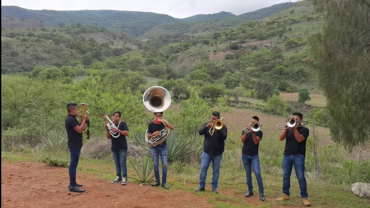 BANDA AUTENTICA DEL PUEBLO , EL MERO DIA DE SAN JUAN