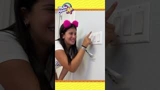  Quando você não tem paz nem no banheiro - Maria Clara e JP #shorts 