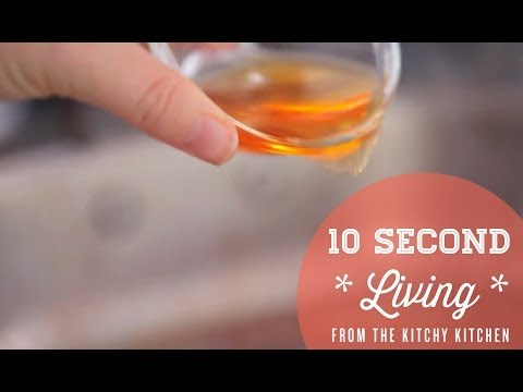 How to Deglaze a Pan // 10 Second Living