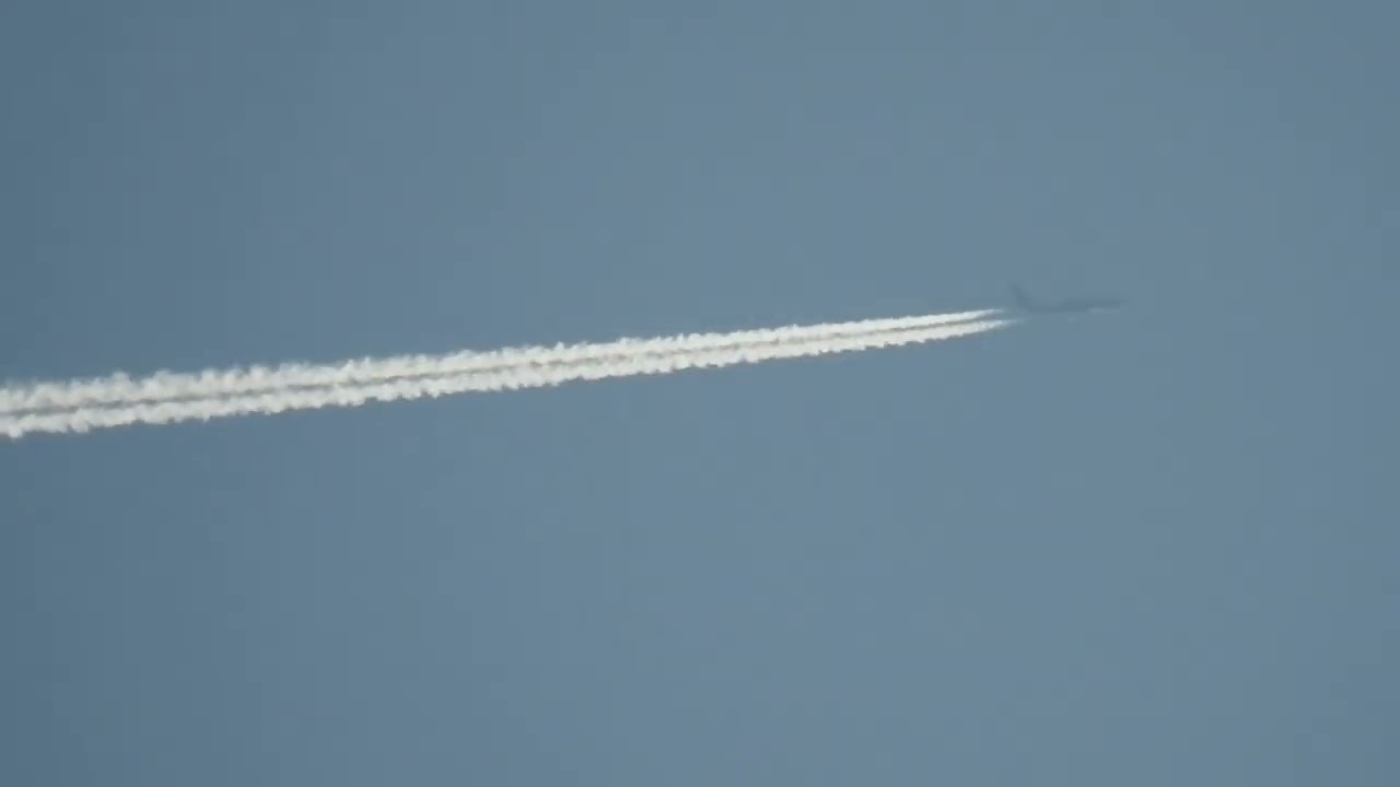 Spring has Sprung. Time Lapse of the Day. Plane Spotting. Observing the sky UK  04 03 26