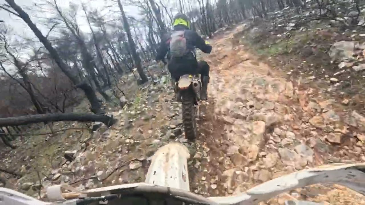 MOTO EVIA ENTOYRO RMX-Z 🇬🇷 ♥️ CR  - Xoma Petra Kai skato apo Ola eixe h Volta 😂👍💪