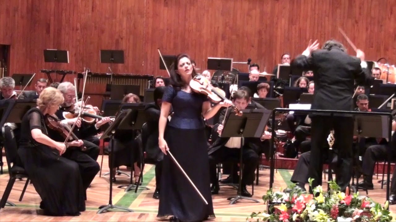 Erika Dobosiewicz plays Khachaturian (III mov)