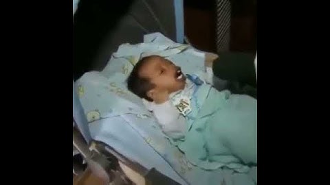 VIRAL TERBARU!!! BAYI BARU LAHIR BISA BICARA, SURUH MAKAN TELUR !!! Hoax !!!