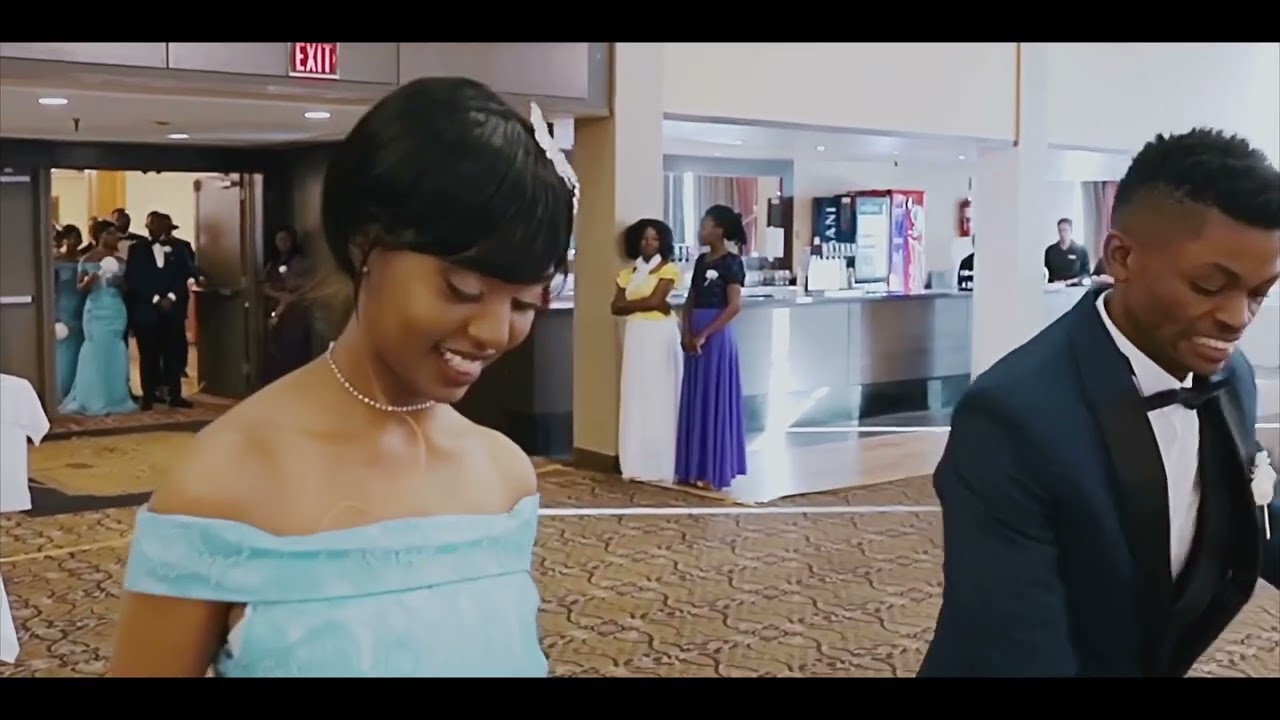 Bozy et Grace Murhula wedding party