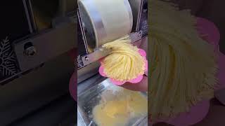 Effort knows no age. Documenting the making of shaved ice at a street stall#shorts#viral #viralvideo