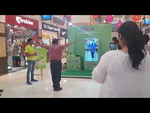 Wrigley's DoubleMint Mall Activation using AR + Kinect One  + Virtual Dresses + Magic Mirror