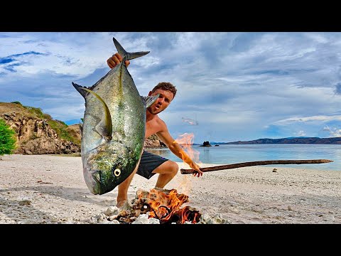 SOLO SURVIVAL Cooking a HUGE FISH!