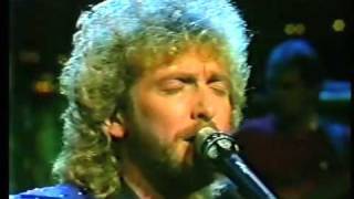 Keith Whitley-I Never Go Around Mirrors chords