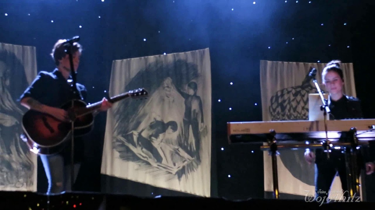 13/21 Tegan & Sara - Sara Sings Dark Come Soon @ Paramount Theatre, Austin, TX 11/16/17