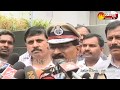 Vikram Goud shot at: ACP Mahendra Reddy before media