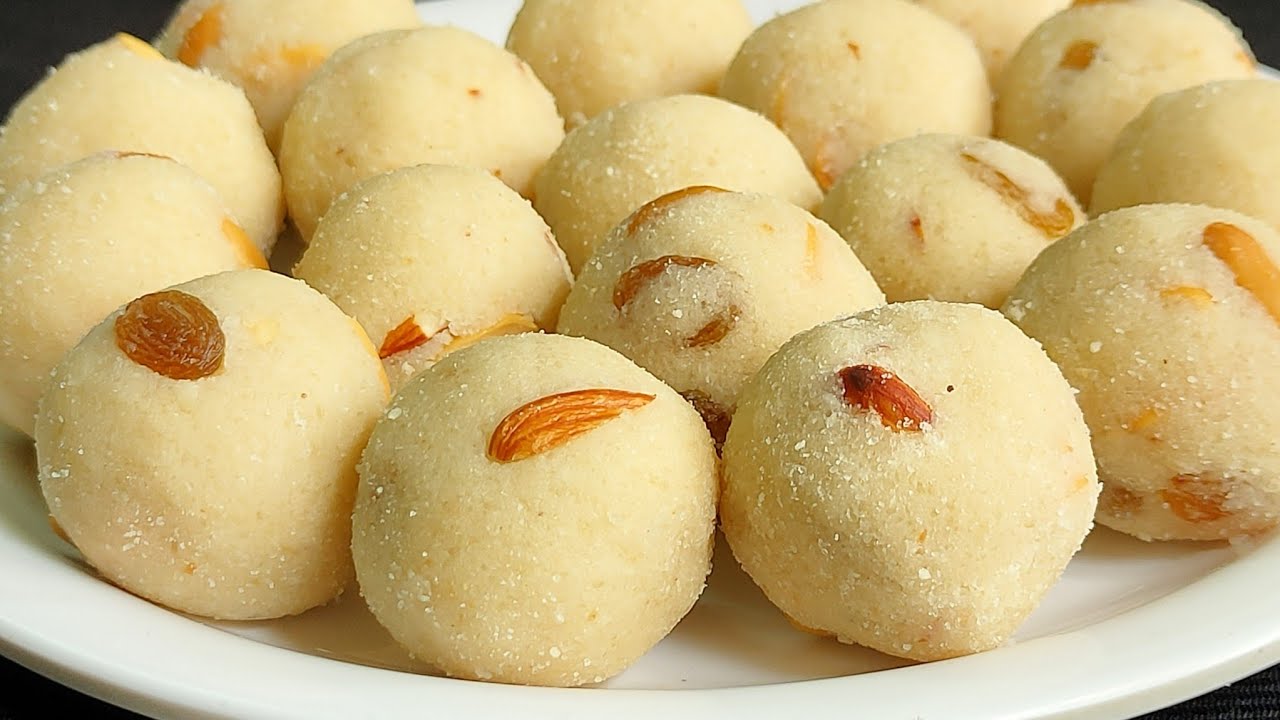 ਨਵੇਂ ਤਰੀਕੇ ਨਾਲ ਬਣਾਓ ਚੌਲਾਂ ਦੇ ਆਟੇ ਦੀਆਂ ਟੇਸਟੀ ਪਿੰਨੀਆਂ♥️Rice flour Laddu चावल की पिन्नी Chawal ke Laddu