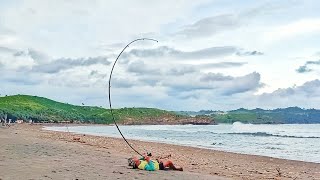 FISHING AT THE ESTUARY, A DREAM BEACH FOR ANGLERS || Bari Ngluyur fishing