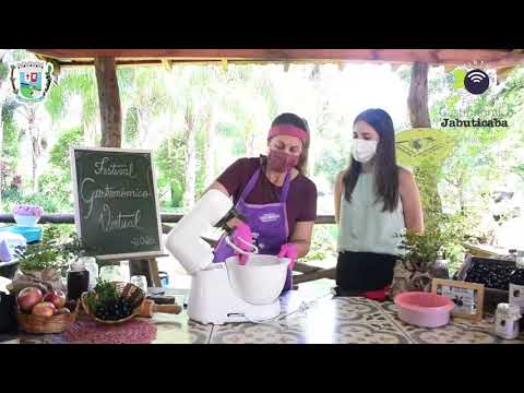 Fatias húngaras de maçã com jabuticaba