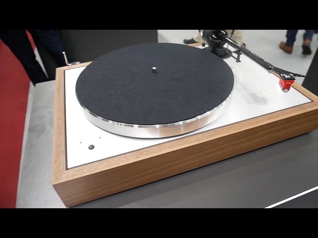 Pro-Ject The Classic EVO-W Turntable with Electronic Speed Control - Walnut  - Adams and Jarrett