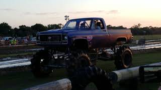 Mark Hoglan 2018 The Farm Mud Races F250 vs Jeeps