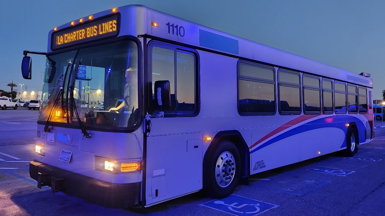 LA Charter Bus Lines 2011 Gillig Low Floor 40' #1110