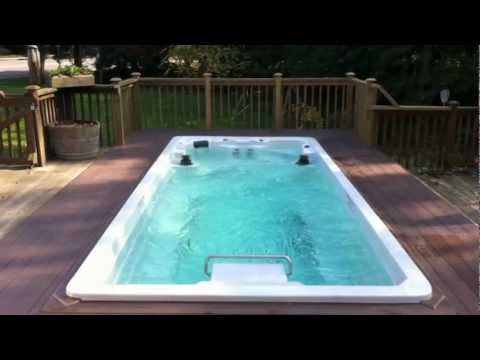 Endless Pools® Swim Spas in French, Français