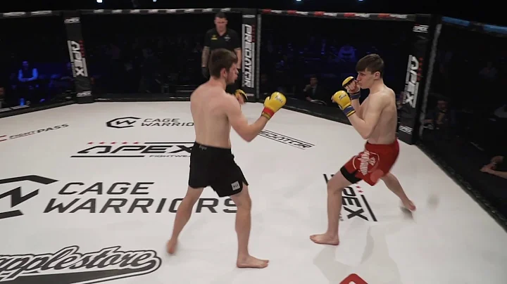 Mariusz Mikolajewski vs Ben Petches Kelly - Cage W...