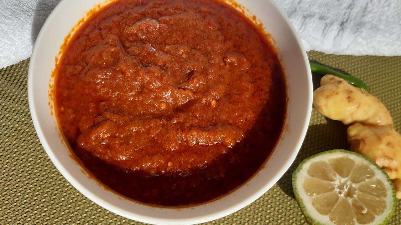 HOW TO MAKE CHILLI SAUCE AT HOME. CHILLI SAUCE RECIPE. JINSI YA KUPIKA