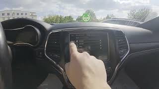 Wie verwalte ich Favoriten-Apps im JEEP Grand Cherokee IV (2010–heute)? screenshot 3