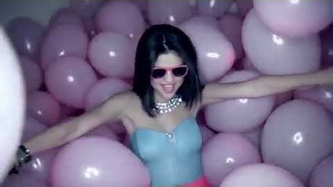 Selena Gomez & the Scene - Hit The Lights (Teaser #2)