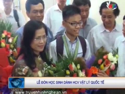 Video Lễ đón em Cao Ngọc Thái dành HCV vật lý quốc tế - youtube