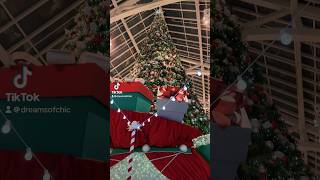 Visiting Santa on The Magic Elevator Express📍 #massachusetts #christmas #santa #holidayseason