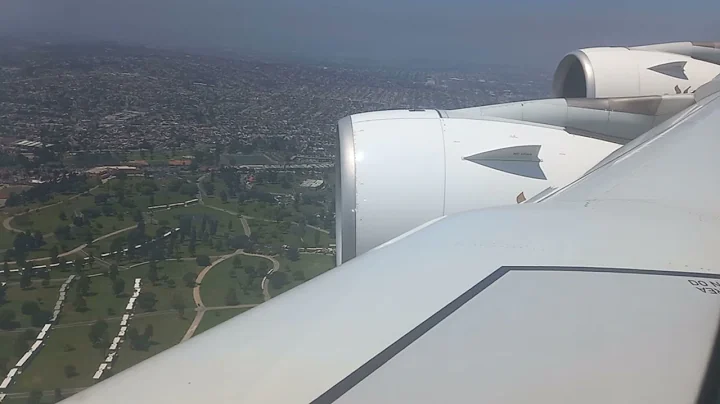 Qantas A380 landing at LAX #planespotting #planelanding #qantas #lax