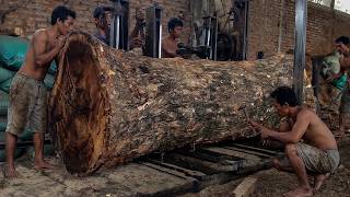 Shocking Trembesi Sawmill Process 😱 Giant Log Suddenly Cracks During Extreme Cutting!